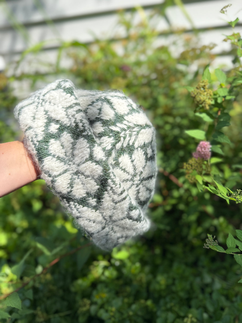 The Karine Hat - Digital Knitting Pattern
