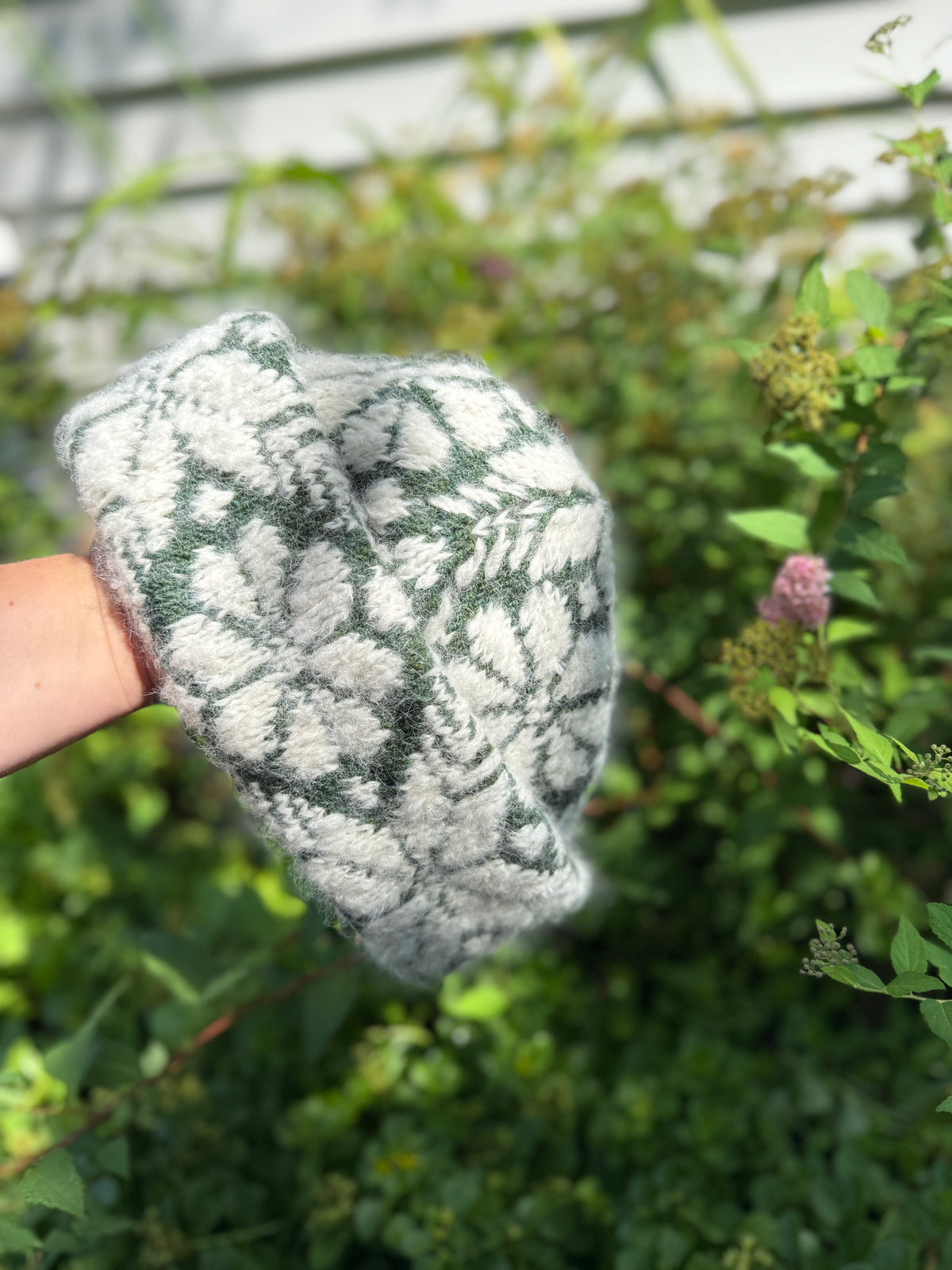 The Karine Hat - Digital Knitting Pattern