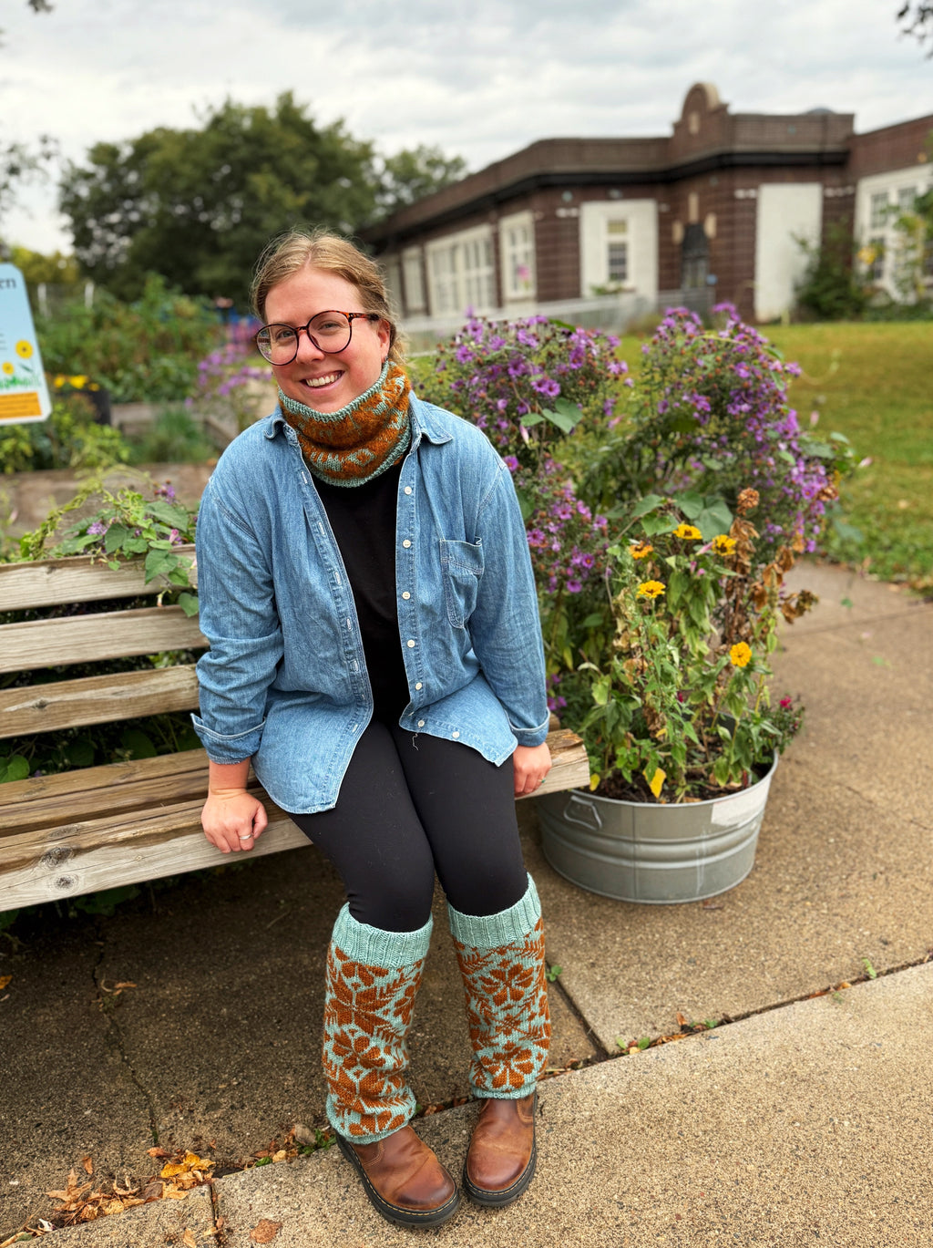 The Karine Legwarmers - Digital Knitting Pattern