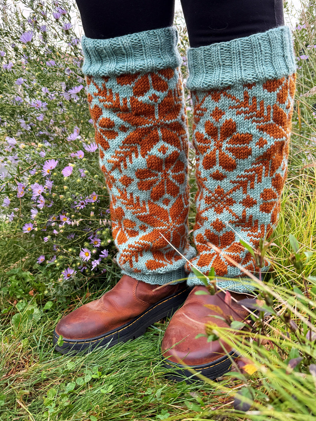 The Karine Legwarmers - Digital Knitting Pattern